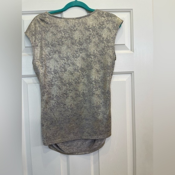 Calvin Klein NWT Snakeskin Silver Gold Shimmer Tank Top Size M - Picture 3 of 12